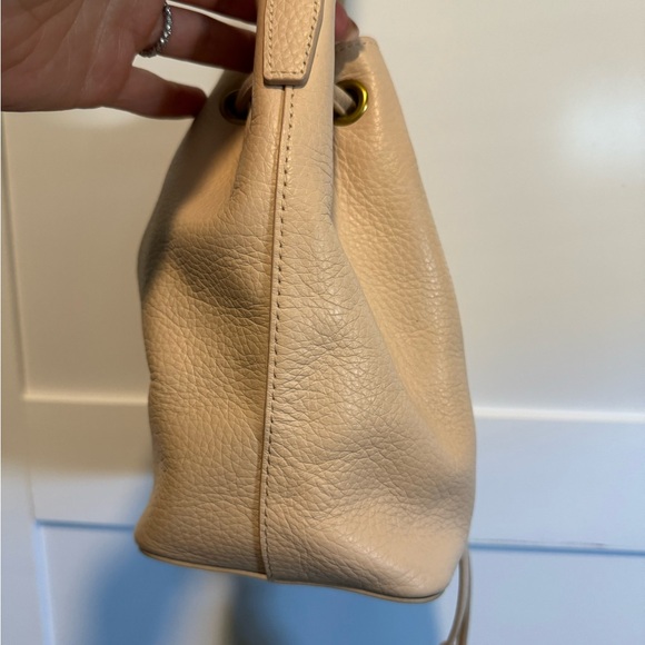 J. Crew Pink Leather Bucket Bag Tassel Enclosure crossbody - Picture 5 of 10